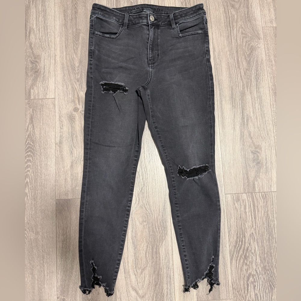 American Eagle Distressed Black Women's Jegging